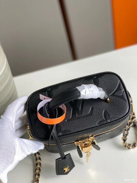 VUITTON PM LOUIS VANITY 0105